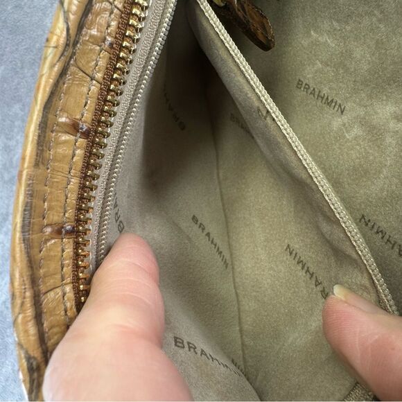 Brahmin Toasted Almond Zipper Clutch Crocodile Embossed Make Up Case Leather - Picture 10 of 10